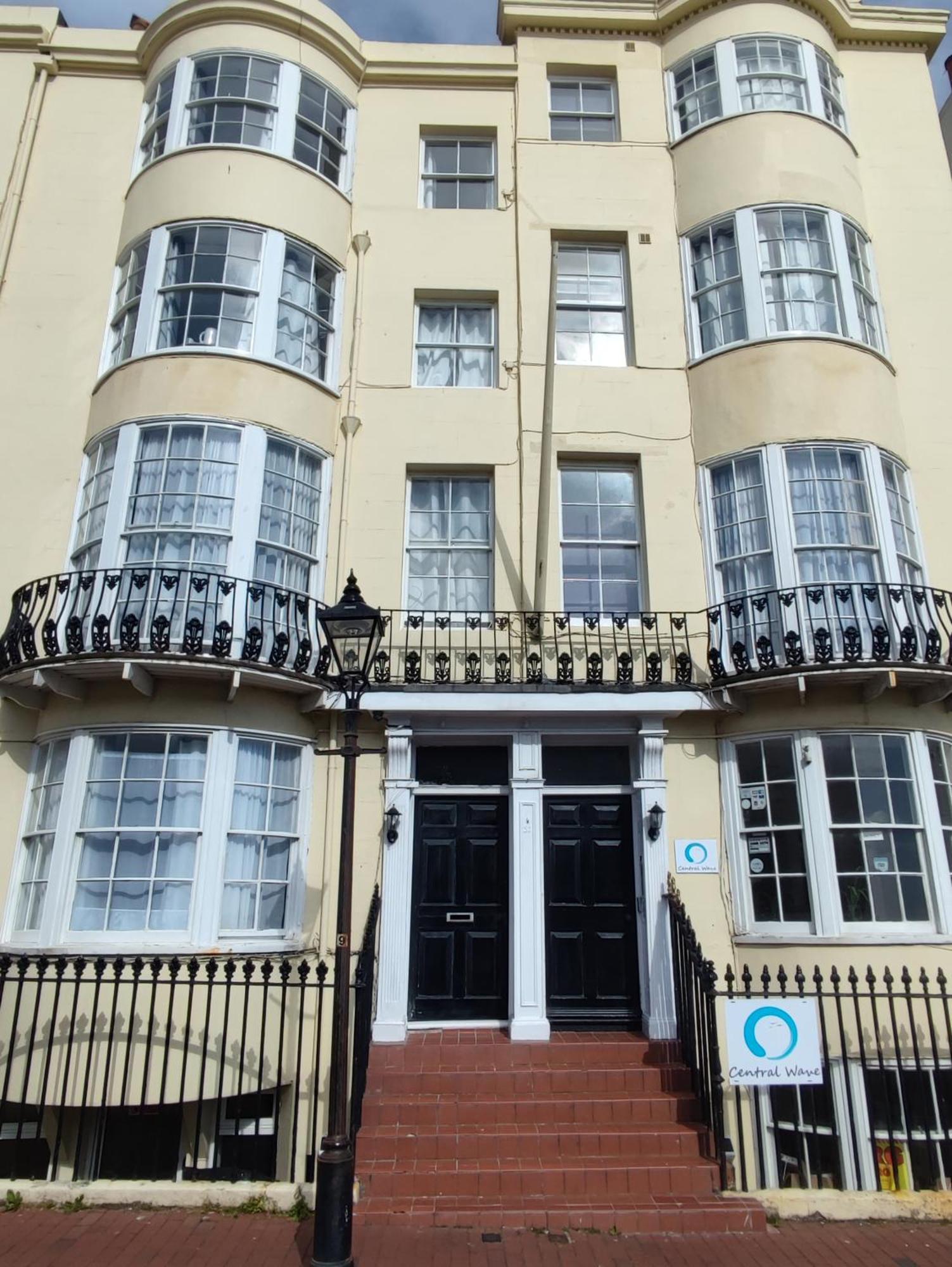 Central Wave Hove Extérieur photo